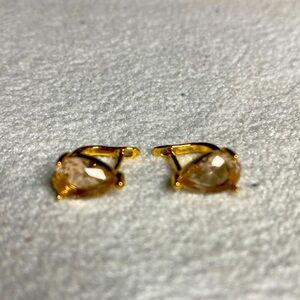 1 Pair Pear Cut White / light pink pearced Earrings For Women Jewelry